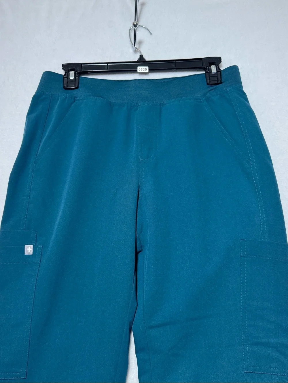 FIGS Men's Axim Cargo Scrub Pants Caribbean Blue S/S Small Short T2001S